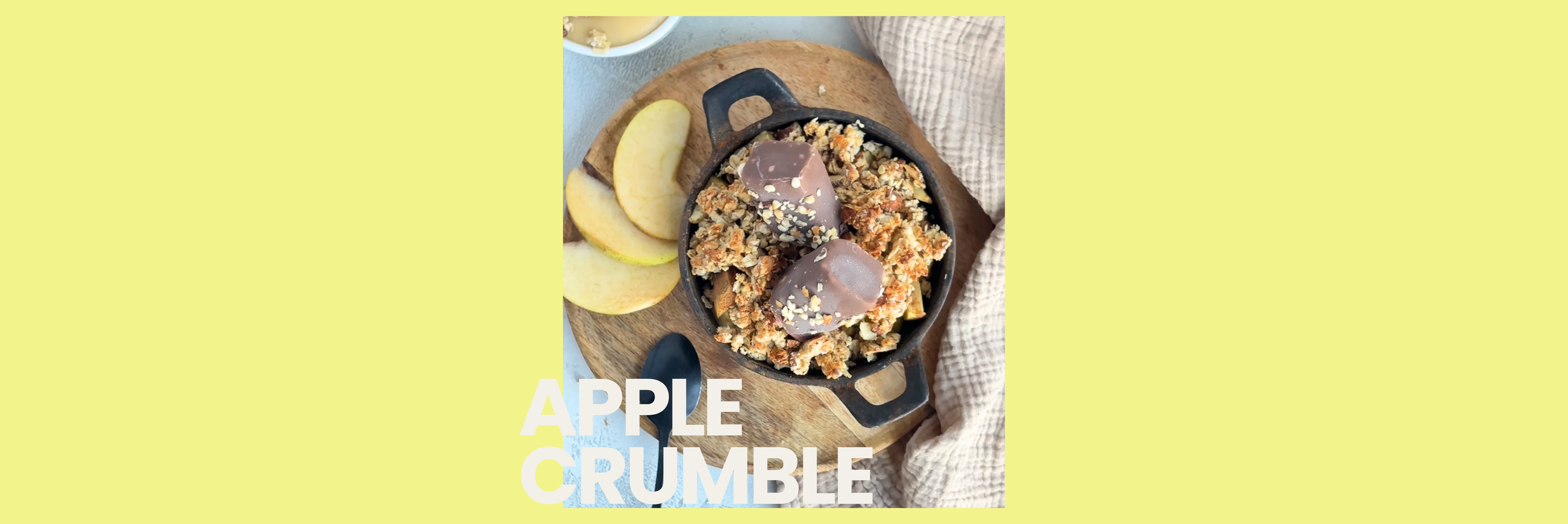 Pfanne mit Apfel Kuchen und Frozen Power Eis-Riegel